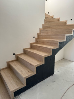 BUKOMA vinylové schody podlaha zákazníka Mor-Krumlov